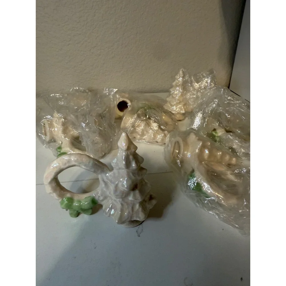 Set of 8 Iridescent Ceramic Christmas Tree and Wreath Napkin Rings White Green